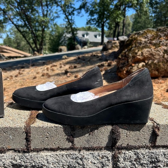 NIB Vionic Sereno Womens Sz 9.5 Black Platform Wedge Suede Pumps (READ) Comfort - Picture 6 of 11